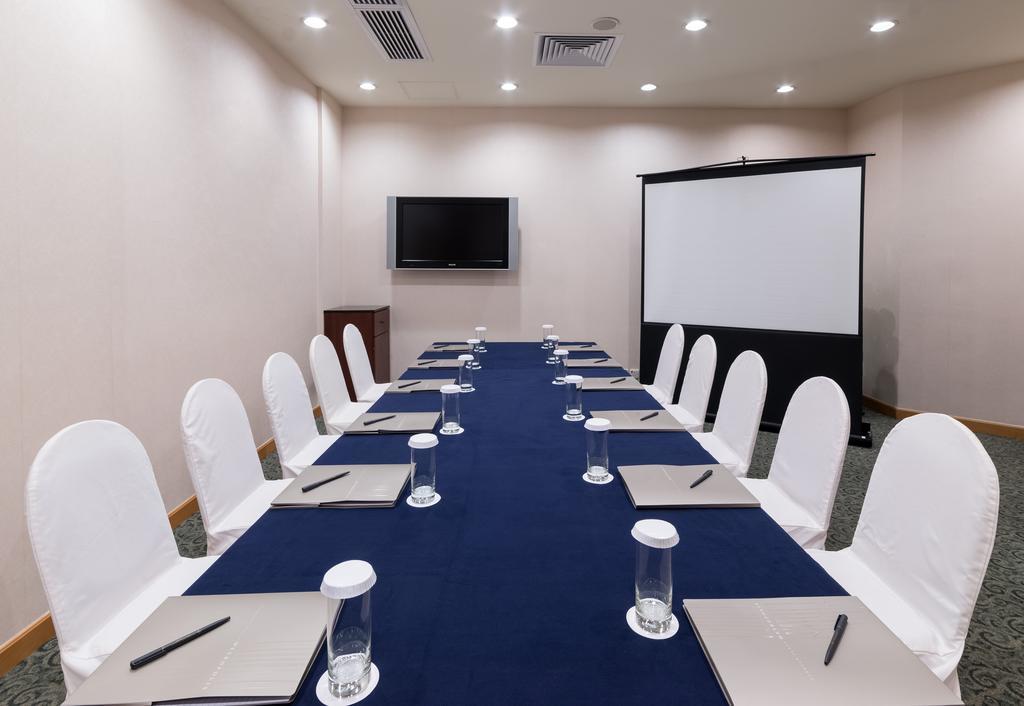 Harbour Plaza Metropolis Otel Hong Kong Dış mekan fotoğraf